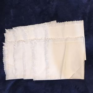 Vintage dinner napkins lace trimmed
